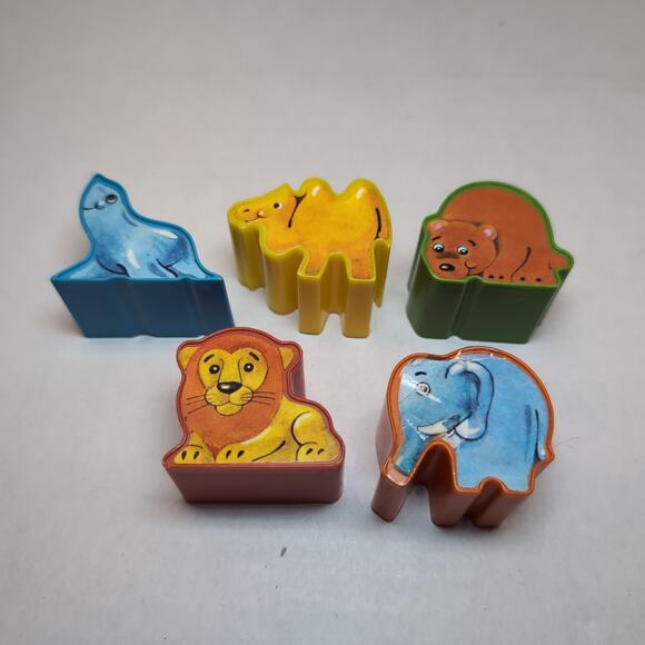 Chicco Gazoobo Cottage Shape Sorter Toy w/ Keys & Animals (Missing 1) Only - Picture 14 of 16